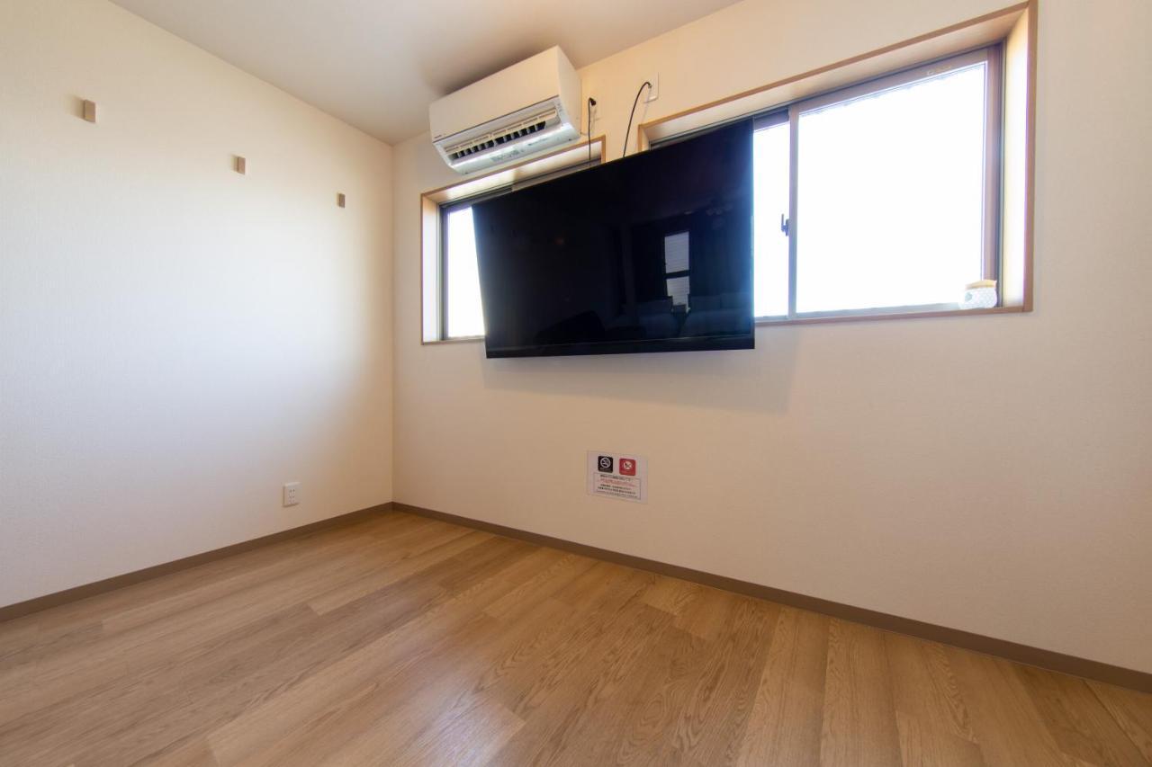 Oyado Gorilla Annex Apartment Осака Екстериор снимка